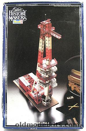 Revell 1/110 History Makers Jupiter C and Launch Gantry - History Makers Issue, 8646 plastic model kit